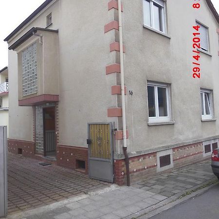 Frankfurt Airport & Fair Apartment Kelsterbach Exteriör bild